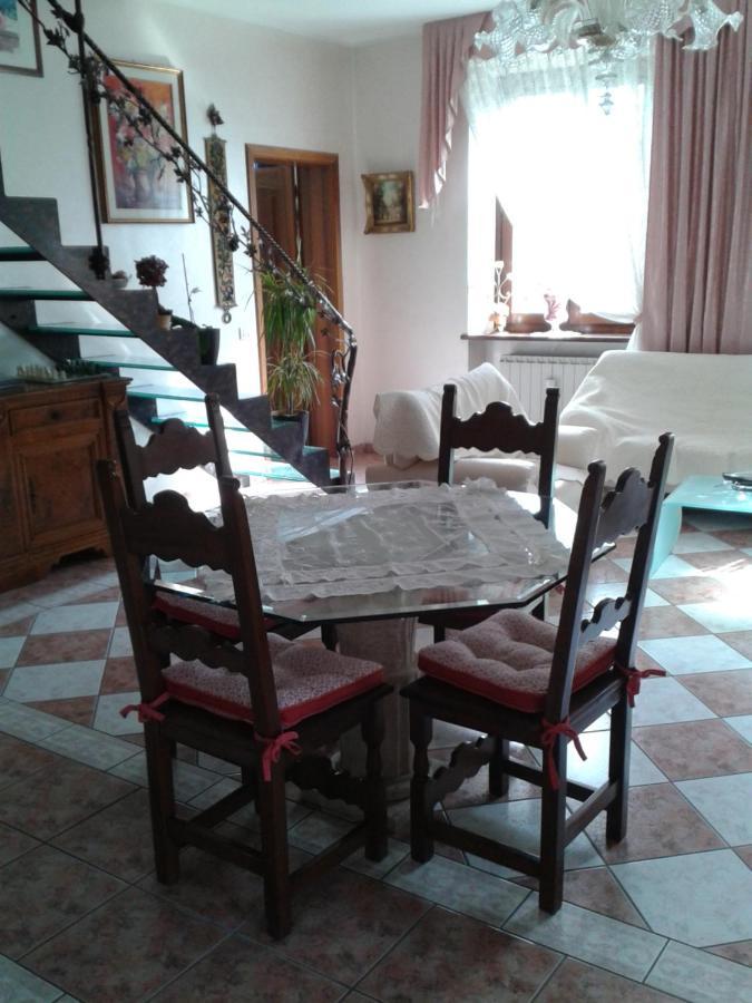B&B Bread And Fantasy Ostra Exteriör bild
